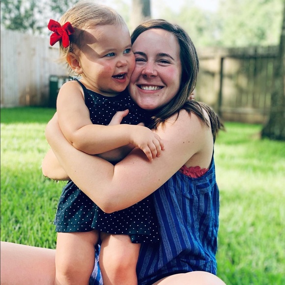 Meet your Posher, Sarah - Picture 3 of 4